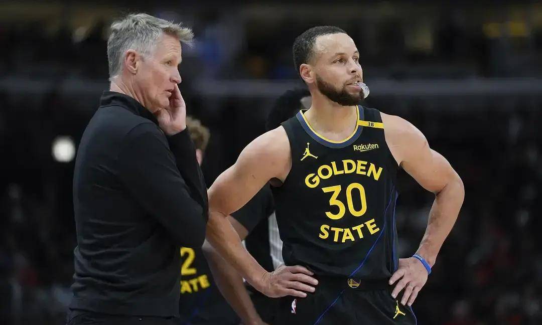 库里连续七场比赛得分超过势不可挡,快船挑战极限!的简单介绍 库里连续七场比赛得分超过势不可挡,快船挑战极限!的简单介绍