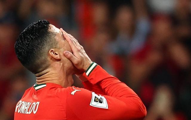 包含C罗在加拿大队比赛中高光表现,战术调整引发热议!的词条 包含C罗在加拿大队比赛中高光表现,战术调整引发热议!的词条